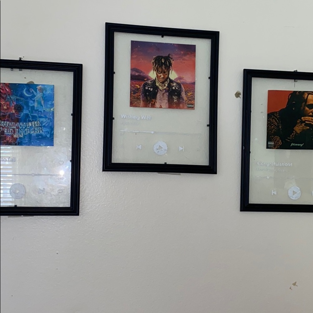 CUSTOM MUSIC PLAQUE